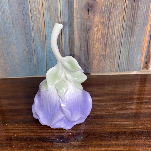 Upside down flower bell - Picture 2 of 4